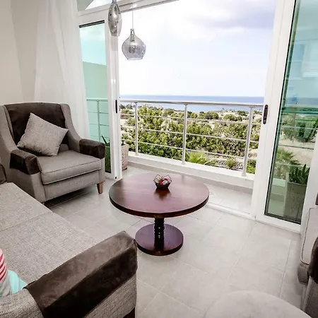 Joya Cyp Moonlit Penthouse