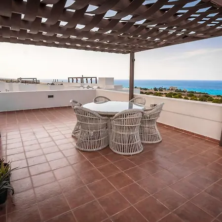 Joya Cyp Moonlit Penthouse Agios Amvrosios (Kyrenia)